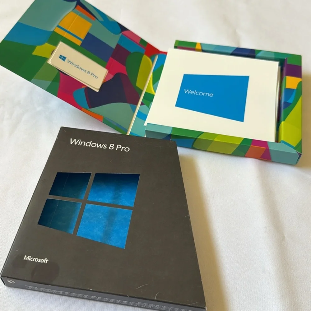Microsoft Windows 8 Pro Software Package 32 bit & 64 bit English 2012
